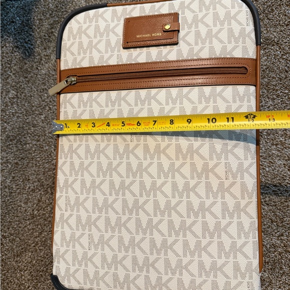 Michael Kors Carry On Luggage - Picture 13 of 15